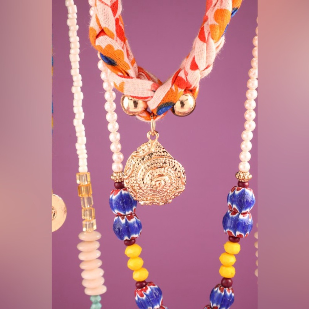 Scarf Charm Layered Necklace - Picture 3 of 3